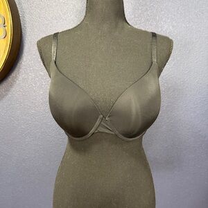 Victoria's Secret Black T-Shirt Lightly Lined Demi Bra | Size 34DD